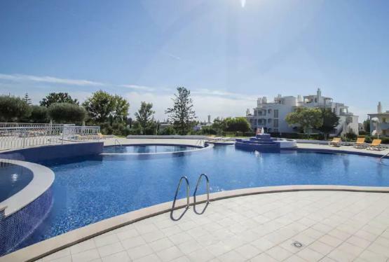 Charming Apartment With Private Garden & Pool Виламура Экстерьер фото