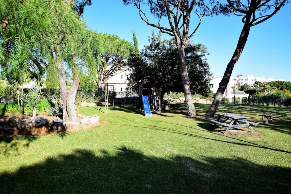 Charming Apartment With Private Garden & Pool Виламура Экстерьер фото