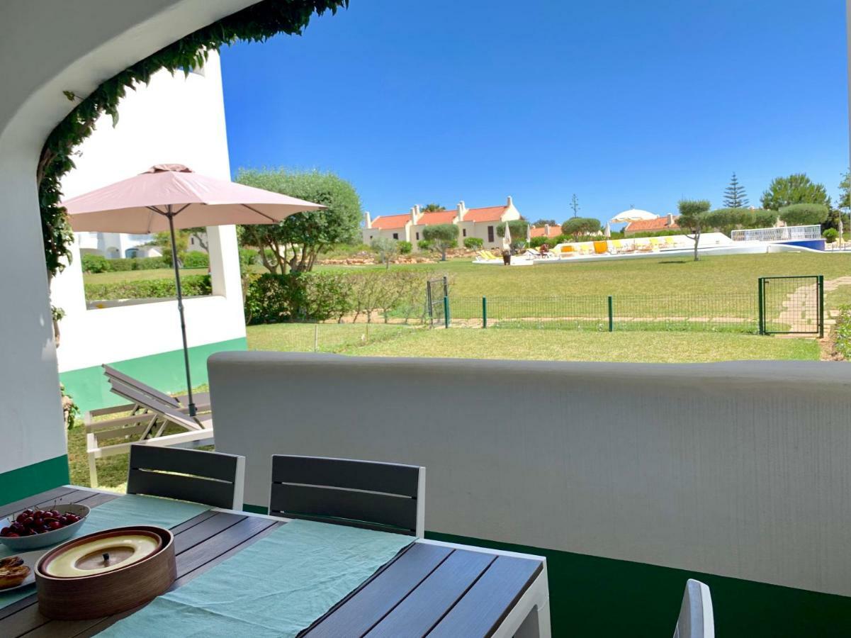 Charming Apartment With Private Garden & Pool Виламура Экстерьер фото